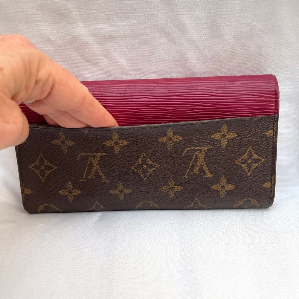 Auc LV Portefeuille Marie Lou Monogram Epi Leather Long Trifold Wallet on Chain - Picture 10 of 13